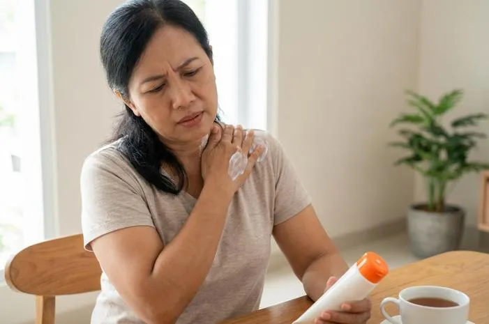 Hot In Cream Redakan Nyeri Otot? Temukan Faktanya Kini!