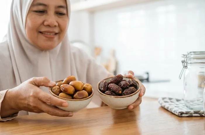 Apa Beda Kurma Basah dan Kering? Yuk, Cari Tahu!
