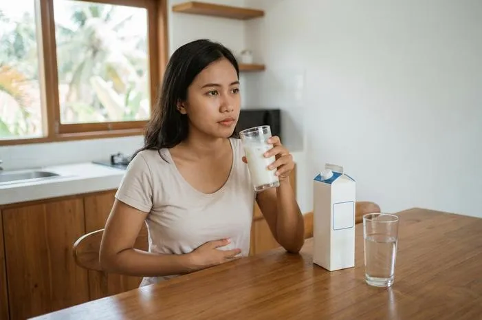 Efek Minum Susu Pakai Air Dingin: Manfaat vs Risiko