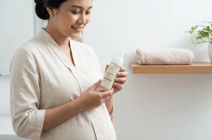 Pembersih Kewanitaan Aman untuk Ibu Hamil, Pilih Ini!