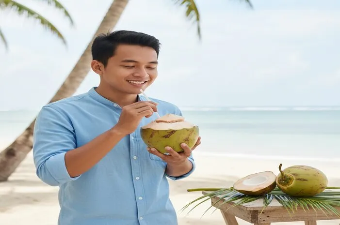 Manfaat Buah Kelapa Muda: Nikmati Segarnya, Rasakan Khasiatnya