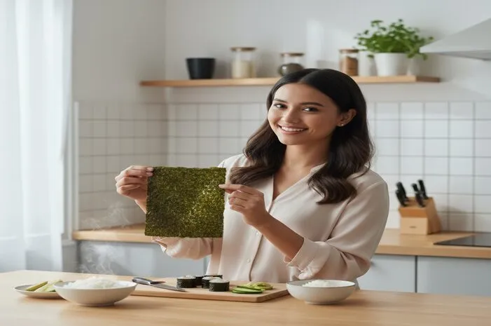 Nori: Pembungkus Sushi Rumput Laut Sehat dari Jepang