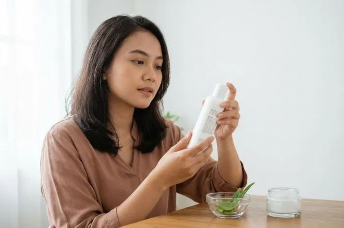 Kenali Triethanolamine: Rahasia pH Kosmetikmu