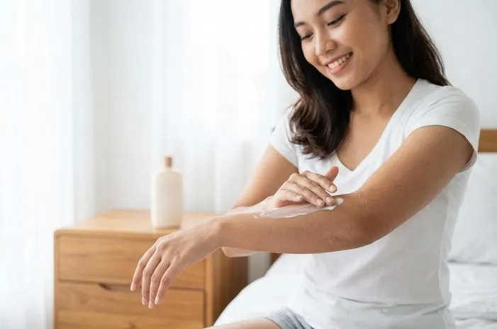 Lotion Terbaik untuk Kulit Kering dan Memutihkan, Glowing