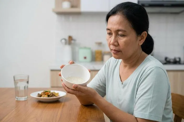 Makan Beras Mentah? Bahaya! Kenapa Harus Stop.
