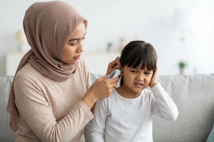 Kenali Ciri Ciri Infeksi Telinga dari Nyeri dan Gatal