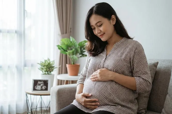 Janin 31 Minggu Makin Aktif dan Sudah Sebesar Kelapa