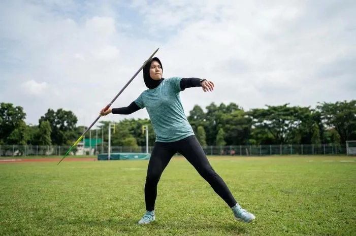 Intip 3 Gaya Lempar Lembing Paling Jauh dan Efektif!