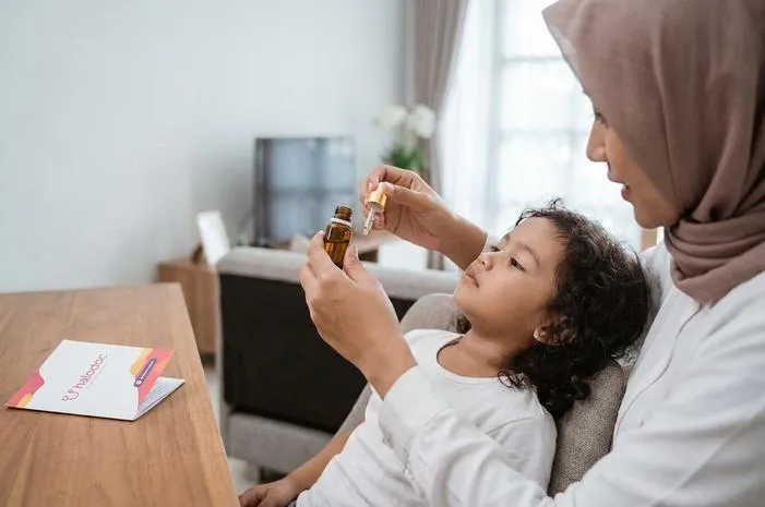 Reco Tetes Mata: Usia Berapa Aman? Cek Dosisnya!