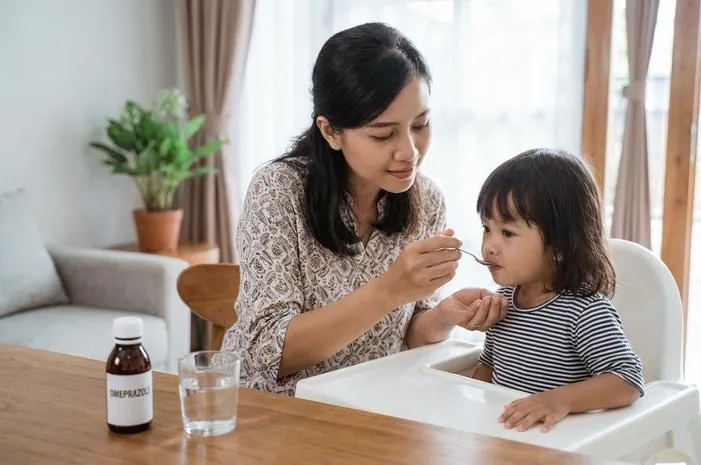 Omeprazole untuk Anak: Kapan Boleh dan Cara Pakainya