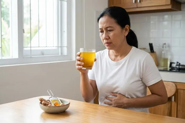 Waspada Keburukan Minum Air Kunyit Setiap Hari bagi Tubuh