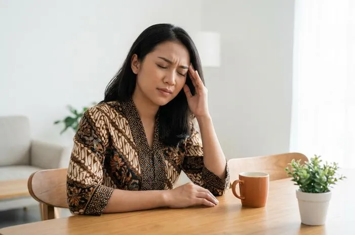 Kepala Tiba-Tiba Sakit? Ini 7 Penyebab dan Solusinya