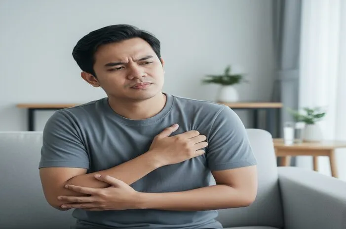 Nyeri Dada Kiri Atas Bukan Selalu Jantung, Cek Faktanya
