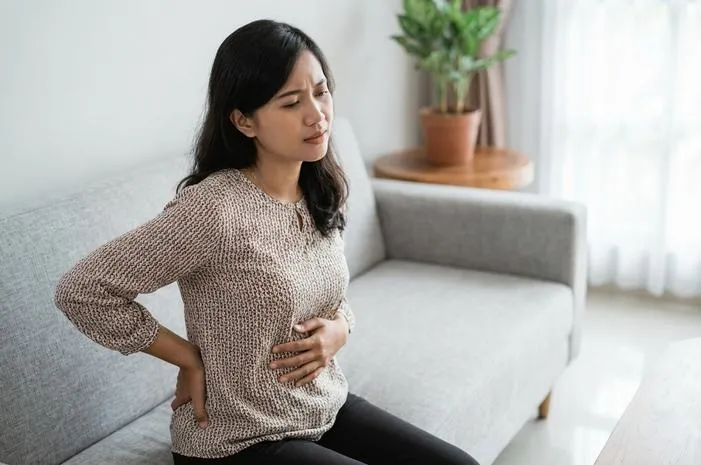 Sakit Perut Bagian Atas Sampai ke Tulang Belakang: Waspada Ya!