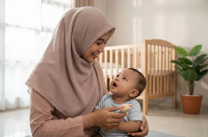 Umur Berapa Bayi Laki-laki Bicara? Cek Tahapannya!