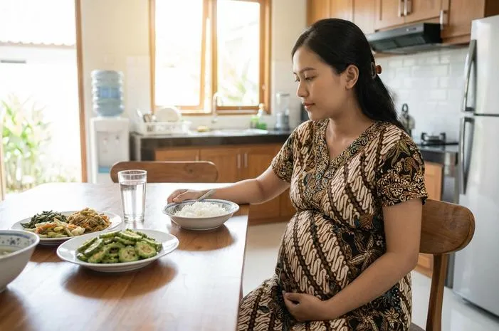 Ibu Hamil Boleh Makan Pare? Kenali Risiko Besarnya