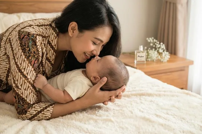 Parfum Bau Bayi: Harum Bedak Bayi, Segar Sepanjang Hari