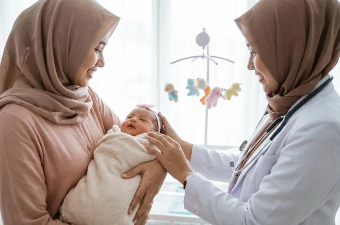 Kenali Ciri Kemaluan Bayi Perempuan Normal Tanpa Khawatir
