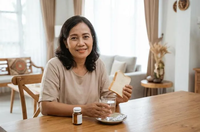 Makan Roti Sebelum Minum Obat: Aman, Cegah Mual