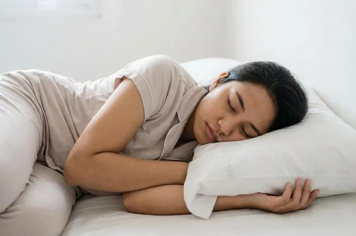 Penyebab Ngiler Saat Tidur: Ternyata Ini Pemicunya Lho!