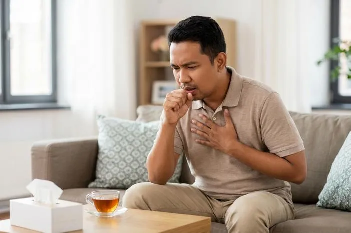 Batuk Dada Kanan Sakit? Ini Lho Penyebab dan Solusinya