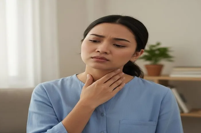 Leher Kiri Ada Benjolan Sakit Ditekan? Yuk, Kenali Sebabnya