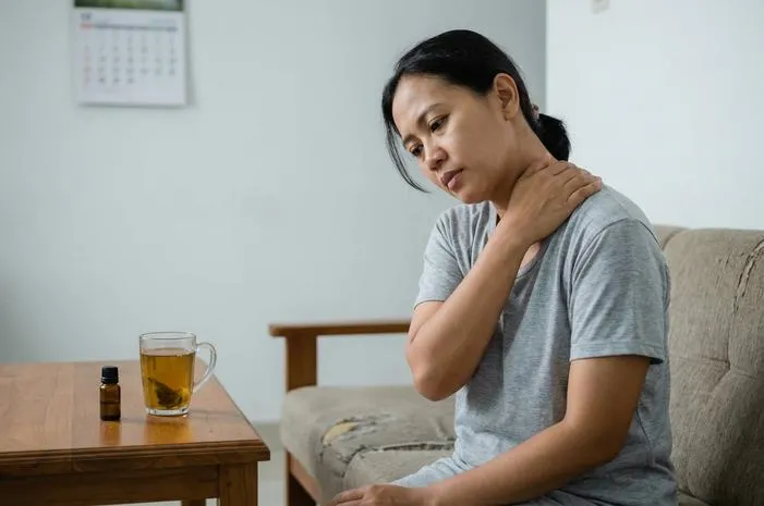 Badan Lemes Pegel Pegel? Ini Penyebab dan Solusi Cepat.