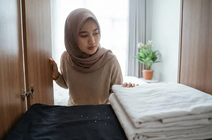 Ada Hewan Putih Kecil di Lemari? Ini Cara Usirnya!