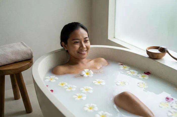 Mandi Susu: Kulit Glowing, Sehat, dan Rileks Seketika