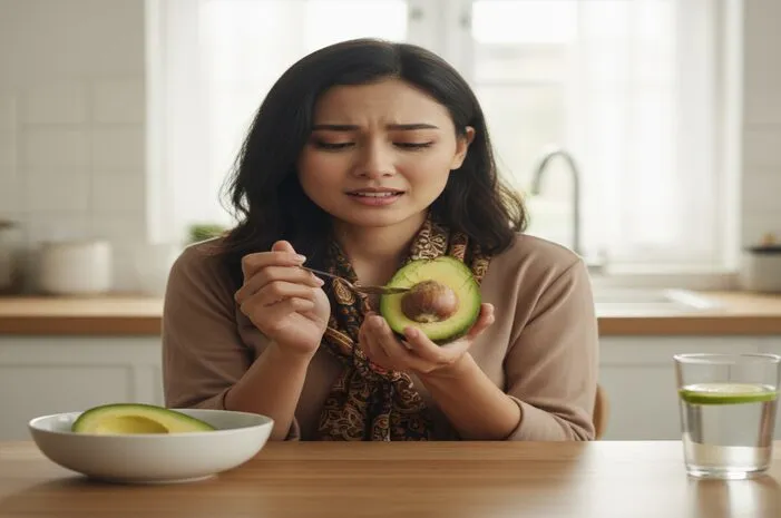 Alpukat Pahit? Kenali Penyebab dan Solusinya.