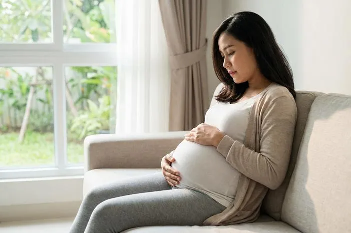 Kontraksi Datang, Bayi Tetap Aktif Bergerak? Wajar Kok!
