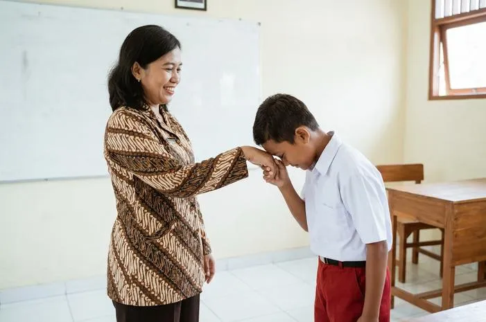 Bagaimana Cara Menghormati Guru Agar Ilmu Lebih Berkah