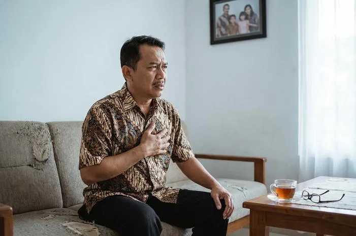 Dada Seperti Tertekan? Jangan Panik, Ini Penyebabnya!