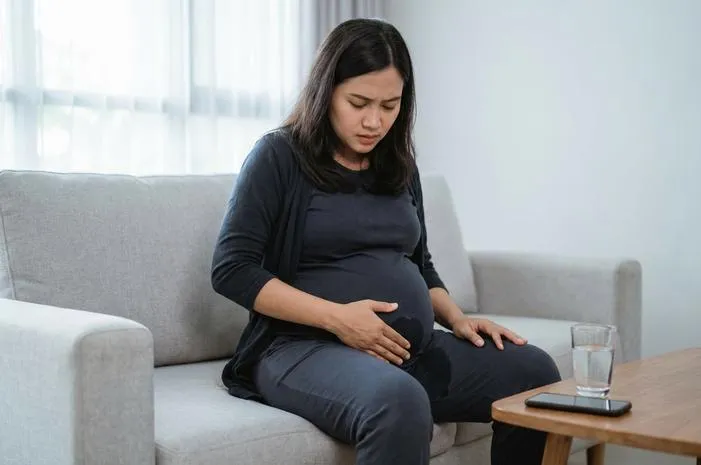 Cermati! Tanda Ketuban Rembes, Beda dari Urine Biasa.