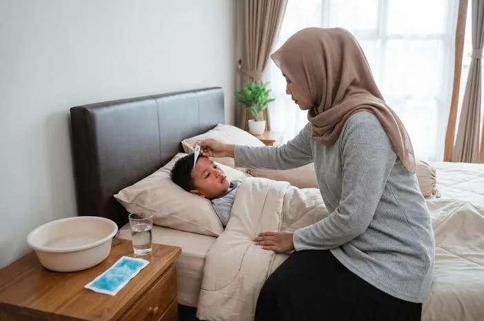 Demam dan Muntah pada Anak: Jangan Panik, Lakukan Ini!