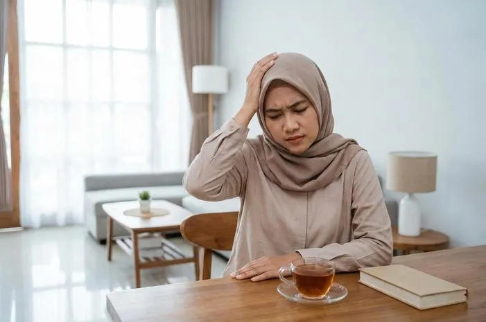 Sakit Kepala Bagian Ubun-Ubun? Ini Penyebab dan Redakan!