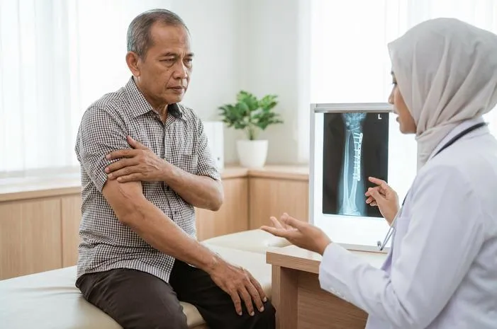 Efek Pen Tulang Tak Dilepas: Kapan Aman, Kapan Berisiko?