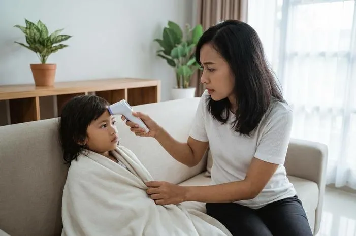 Panas Gak Turun Turun? Ini Penyebab dan Solusi Praktis.