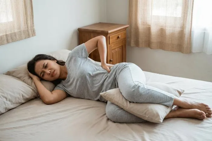 Posisi Tidur Sakit Pinggang? Dijamin Tanpa Nyeri!