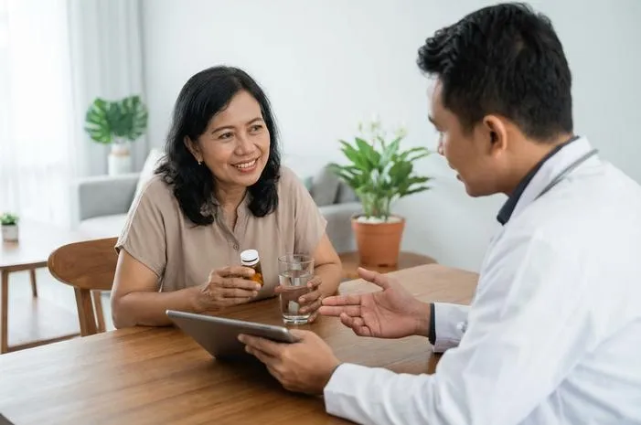 Minum Obat Darah Tinggi 2x Sehari? Ini Kata Dokter