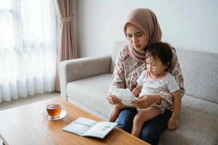 Anak BAB Berlendir: Kapan Normal dan Bahaya?