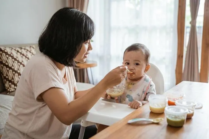 MPASI Bayi 6 Bulan: Berapa Kali Makan Idealnya?