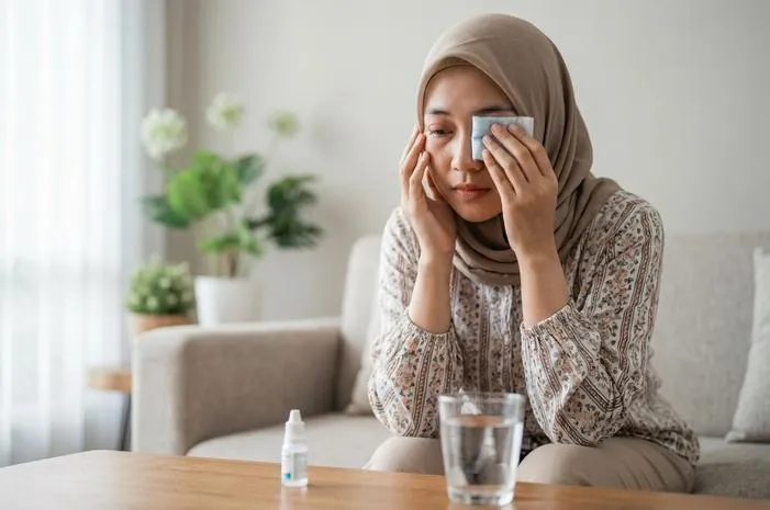 Kelopak Mata Bengkak Obatnya Apa? Ini Solusinya!
