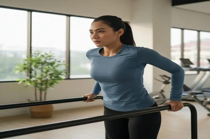 Yuk, Coba Tricep Dip! Lengan Kencang Anti Kendur