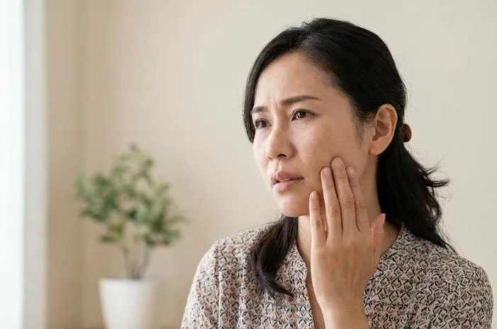 Penyebab dan Atasi Gusi Bengkak Gigi Berlubang