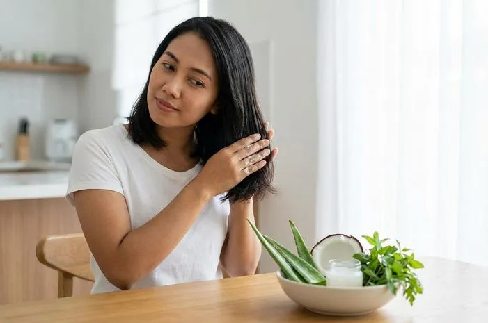 Obat Alami Rambut Rontok: Dijamin Anti Rontok!