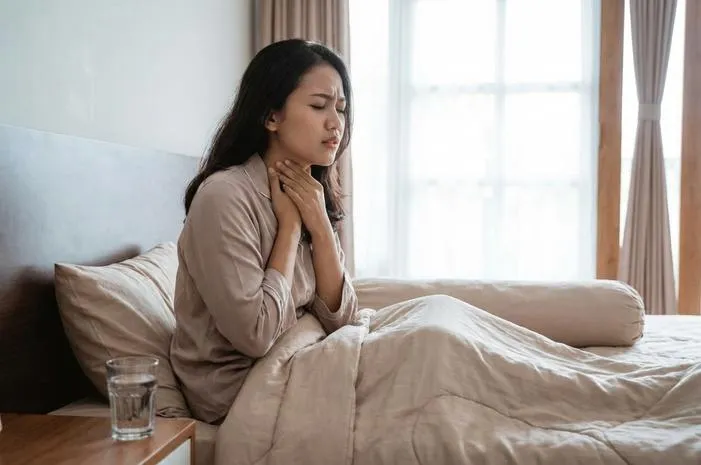 Kenapa Bangun Tidur Tenggorokan Sakit? Ini Jawabannya!