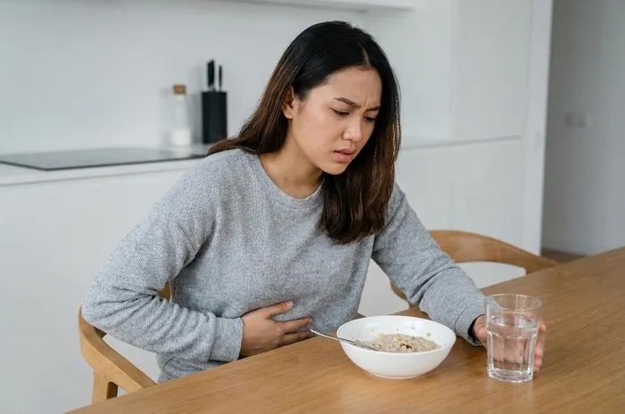 Makan Muntah Makan Muntah: Normal Atau Bahaya?