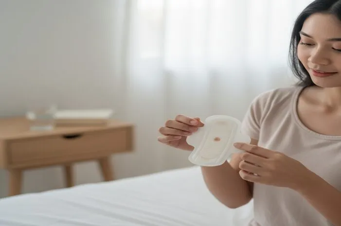 Flek Darah Tanda Hamil? Kenali Ciri dan Kapan Waspada