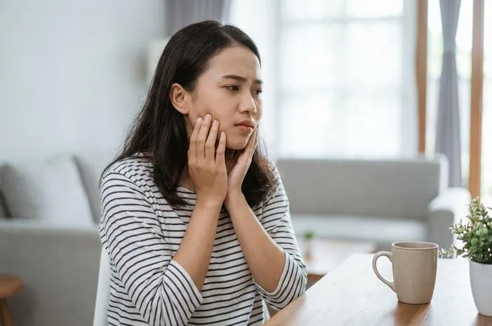 Gigi Terasa Gatal? Kenali Penyebab dan Cara Atasinya